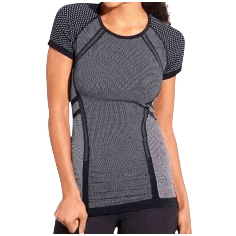 ATHLETA Fastest Track Short Sleeve Size Small